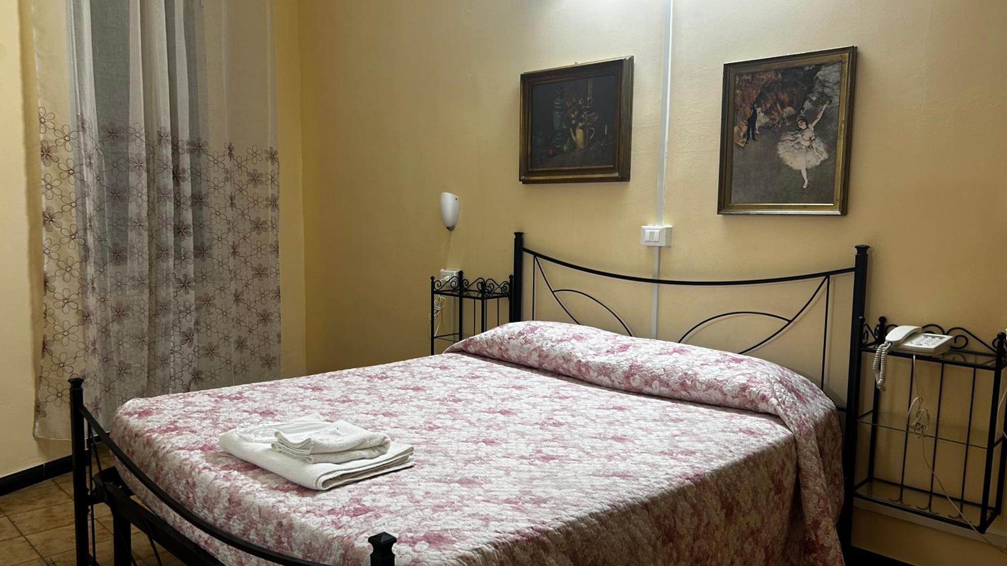 Albergo Fiorita ジェノヴァ エクステリア 写真