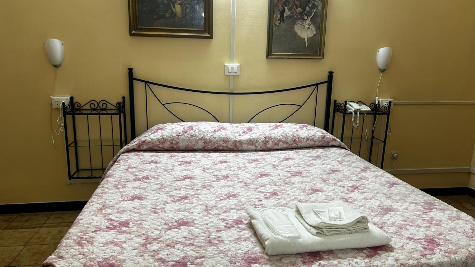 Albergo Fiorita ジェノヴァ エクステリア 写真